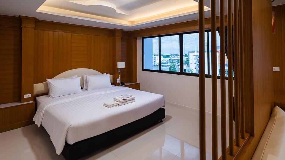 Deluxe Triple Room
