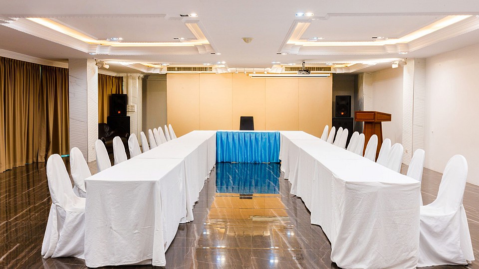 Sai Tarn Room