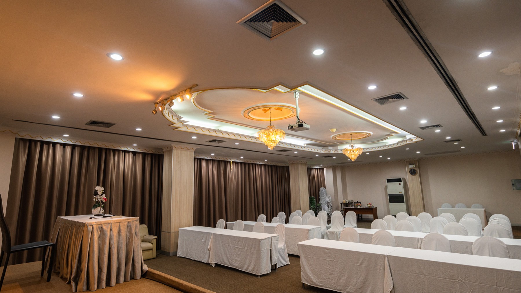 River Hotel – The Outstanding Venue Nakhon Pathom