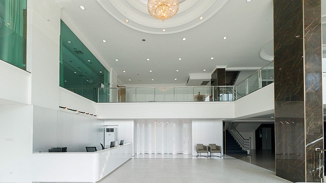 Reception & Lobby