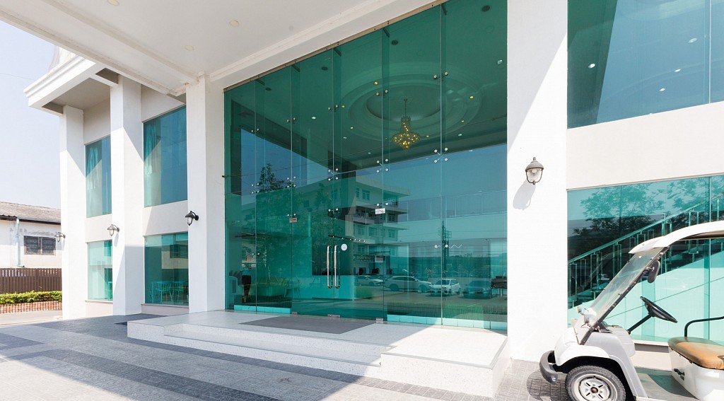 Reception & Lobby
