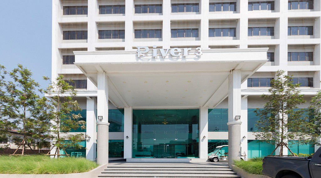 Reception & Lobby